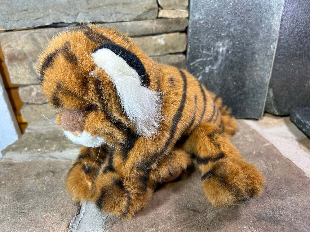 1997 TY Beanie Baby Classic 10" Bengal Tiger Plush